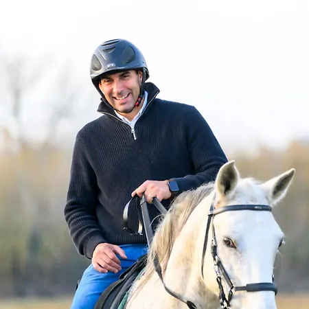 Cal Robusto Turisme Equeestre *